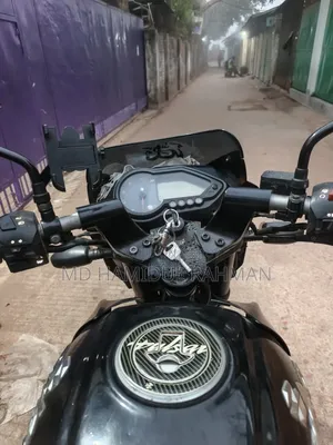 Bajaj Pulsar 150 2016 Red