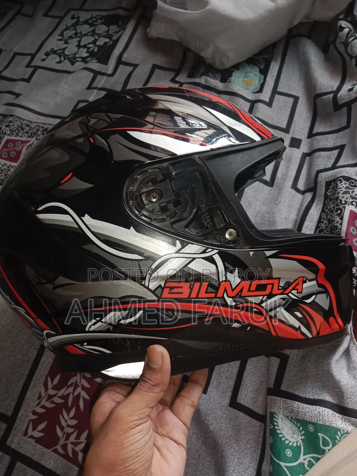 Bilmola Helmet