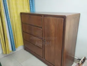 আলমারি (সেগুন)