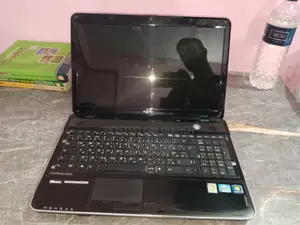 Laptop Fujitsu Lifebook AH531 2GB Intel Core I3 HDD 500GB