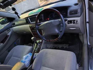 Toyota Corolla 2004 White