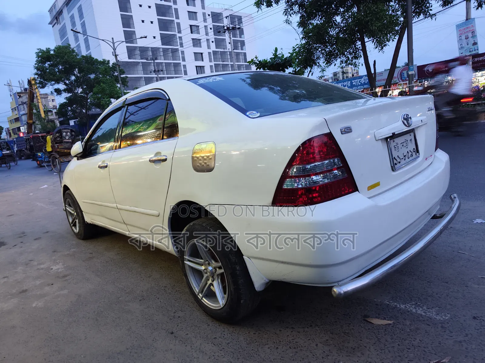 Toyota Corolla 2004 White