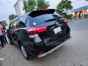 Toyota Corolla Fielder 2019 Black