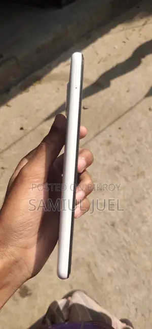 Samsung Galaxy A12 64 GB White