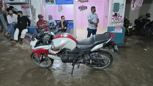 Yamaha FZ 2017 White