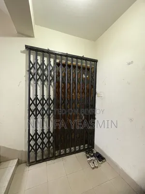 মিরপুরের আকাবাকা গলিতে ২ বেডরুমের ফার্নিশড অ্যাপার্টমেন্ট বিক্রয়ের জন্য