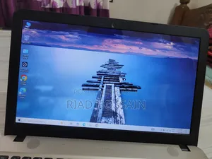 Laptop Asus VivoBook Max X541UA 4GB HDD+SSD 500GB