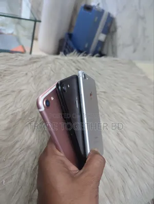 Apple iPhone 7 32 GB Black