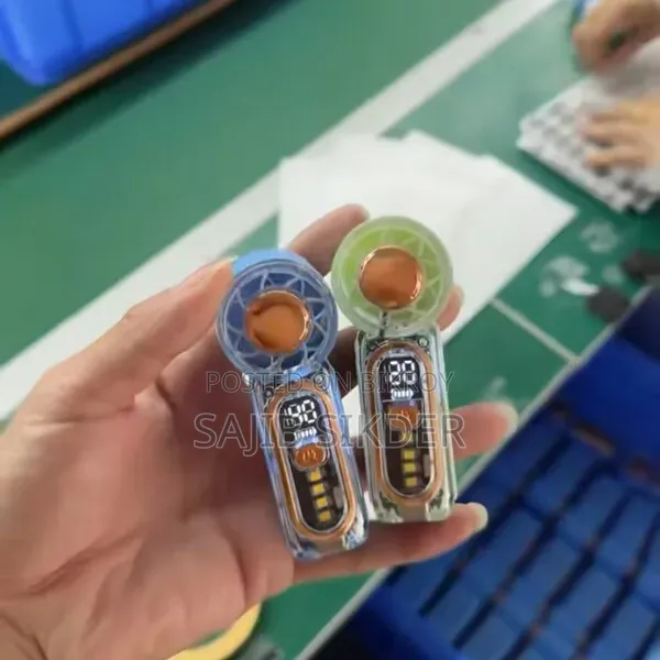 X699 Mini Handheld Pocket High-Speed Mini Fan