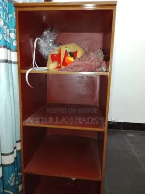 অফিসের জন্য চেয়ার, টেবিল এবং সোফা