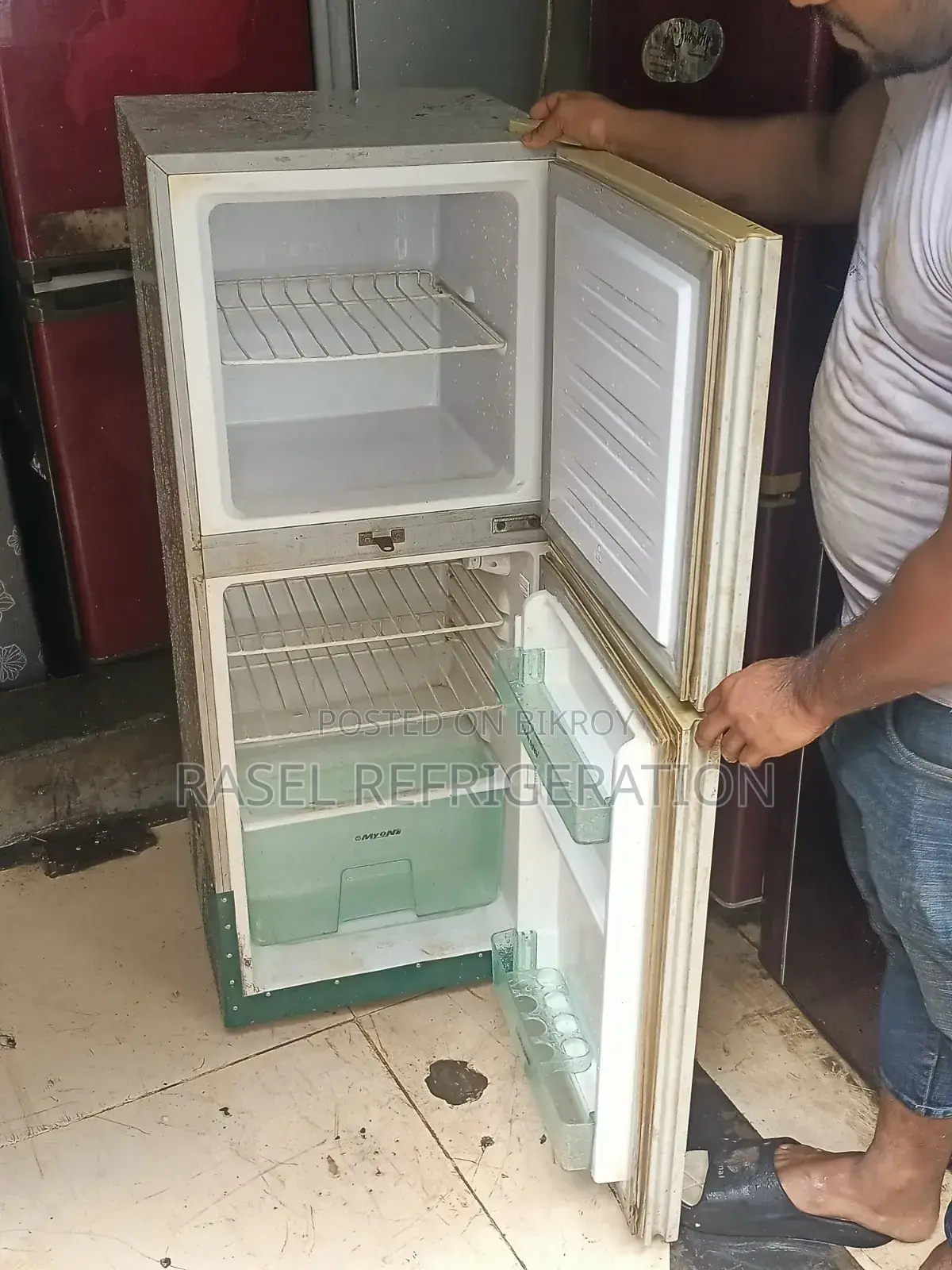 8 CFT running My One fridge for sale.