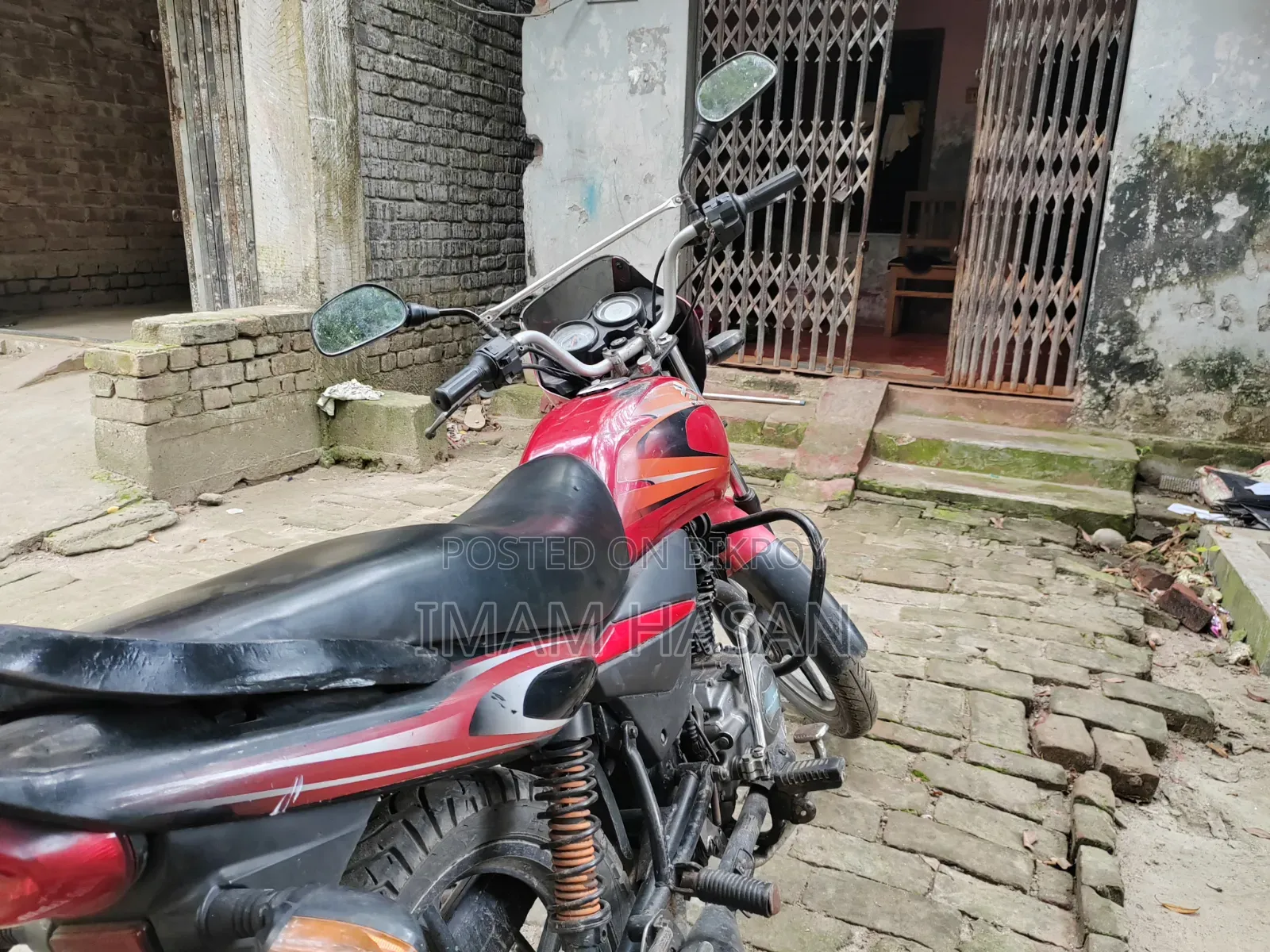 Bajaj Platina 100 2016 Red