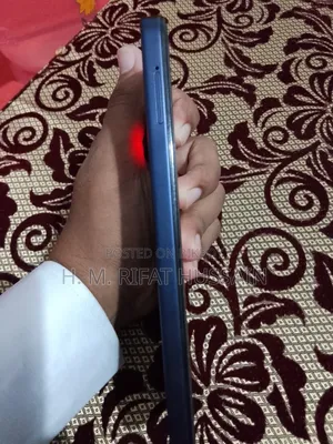 Vivo Y04 64 GB Black