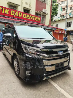 Toyota Noah 2021 Black