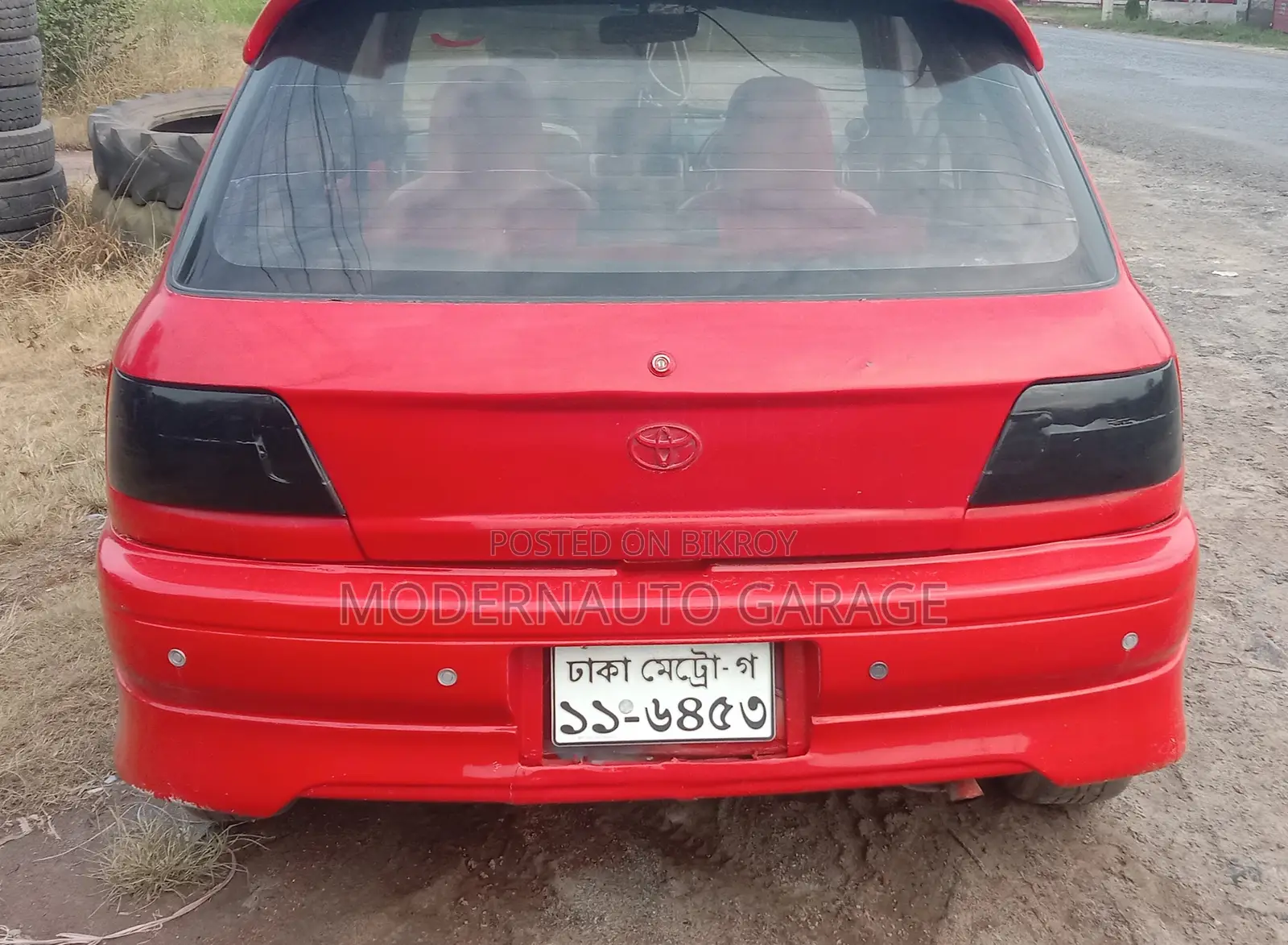 Toyota Starlet 1996 Red