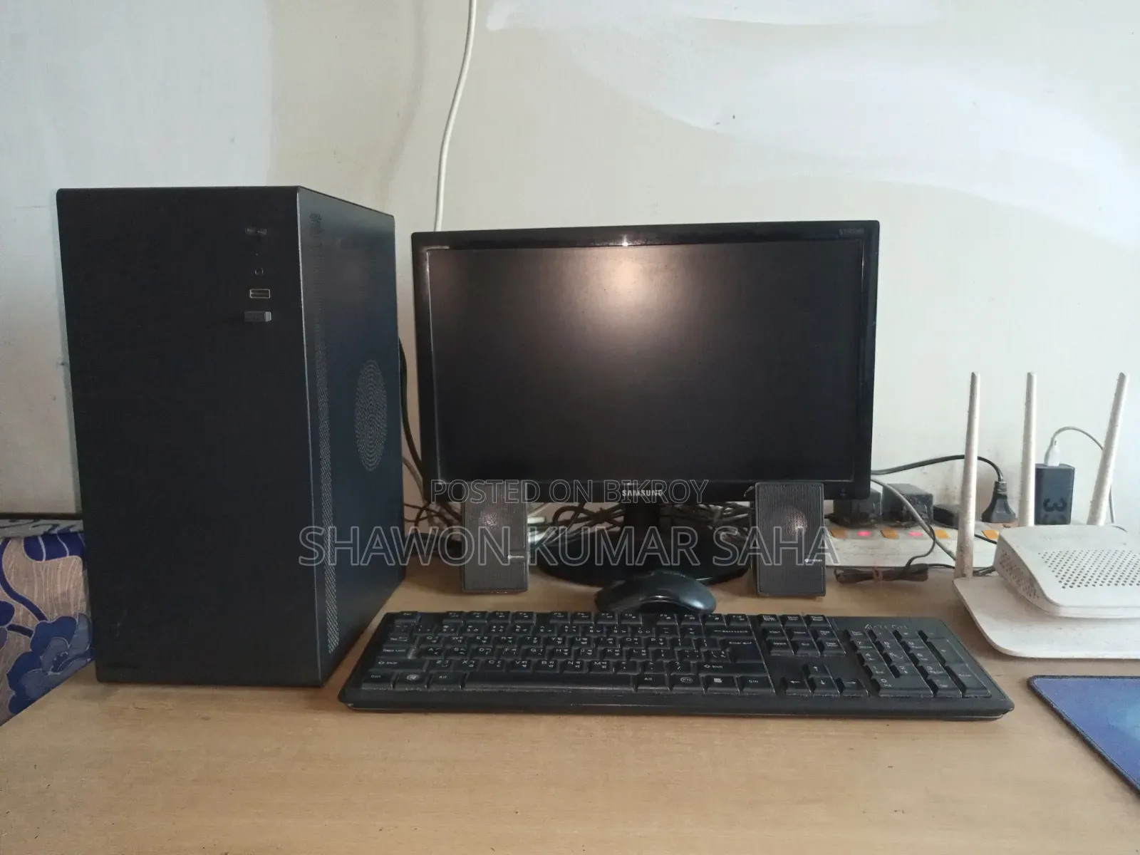 Desktop Computer 8GB AMD HDD+SSD 640GB