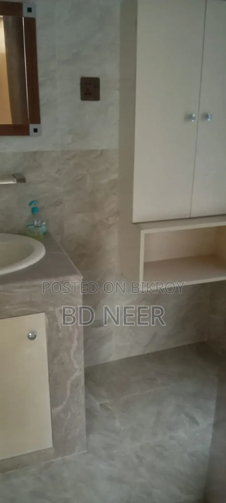 1800 SQFT Nice Office Available for Rent in Banani South