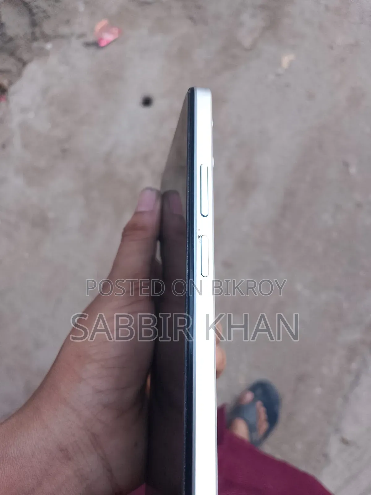 রিয়েলমি সি৭১ ১২৮ জিবি সাদা