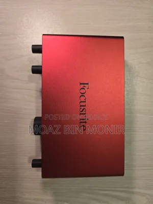 Focusrite Scarlett 2i2 Studio 4th Gen