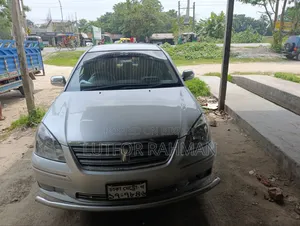 Toyota Premio 2002 Silver
