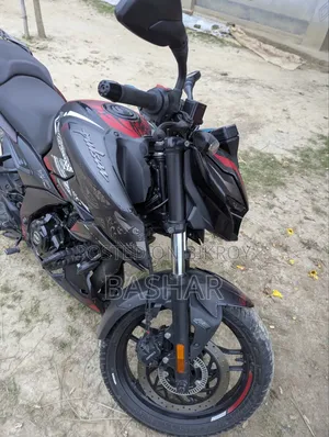 Bajaj Pulsar N160 2024 Black
