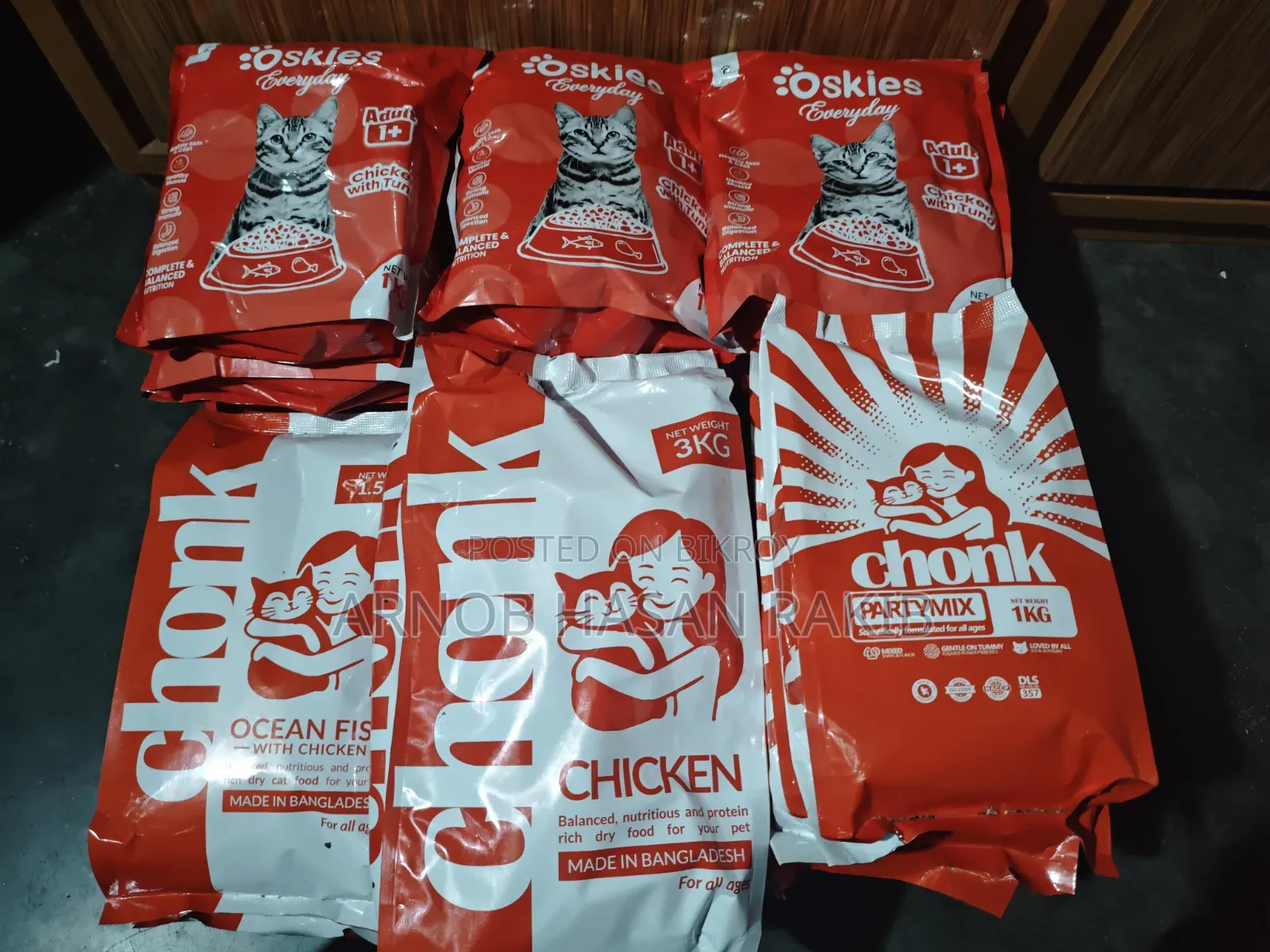 Chonk Oskies Cat Food