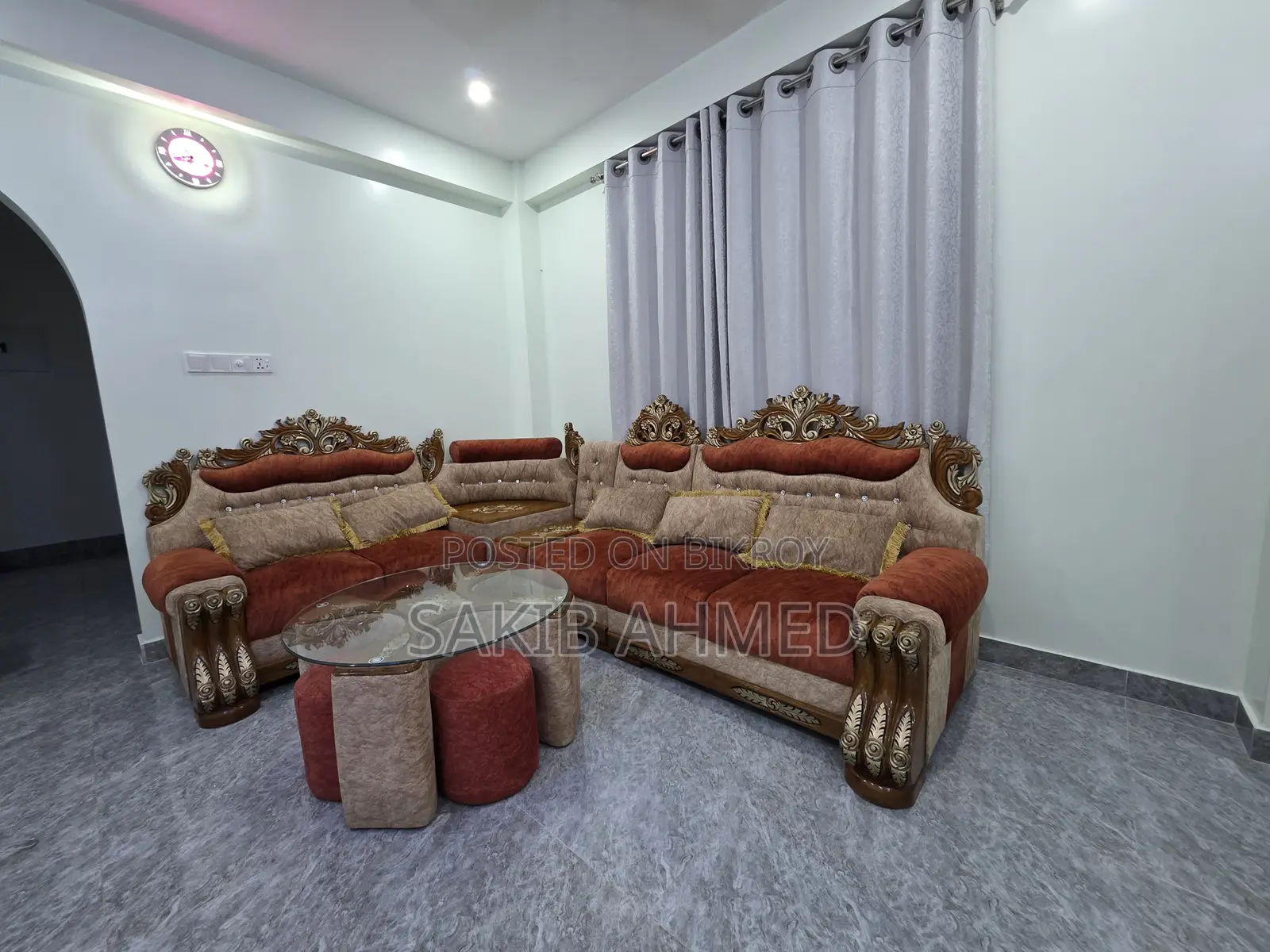 Modern Six Seater Corner Set