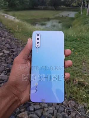 Vivo S1 128 GB Silver