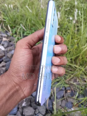 Vivo S1 128 GB Silver