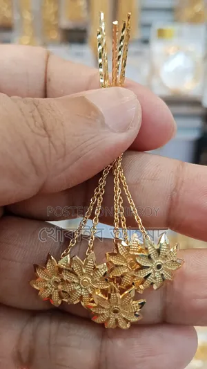 সই সুতা দুল