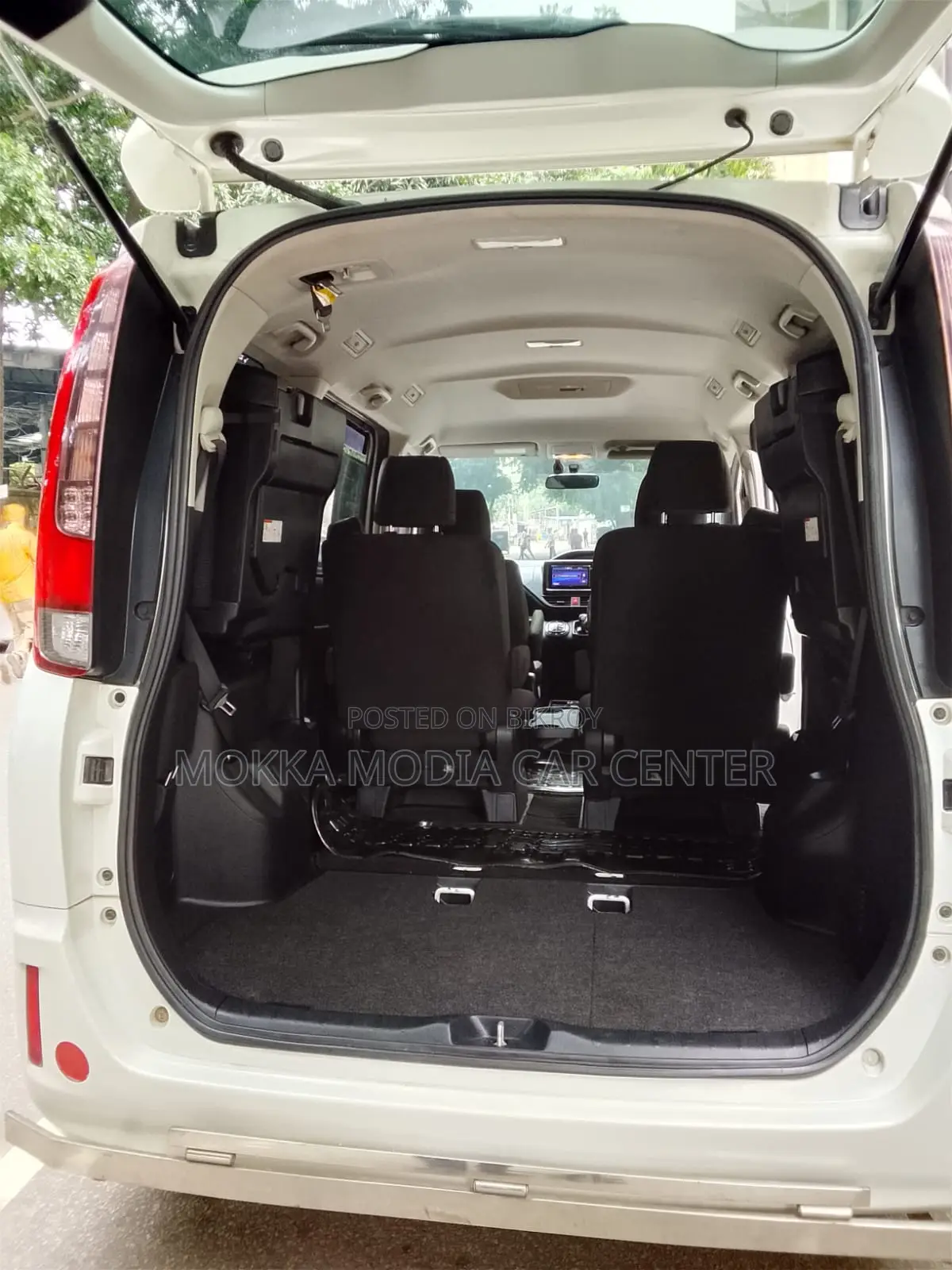 Toyota Noah 2015 Pearl