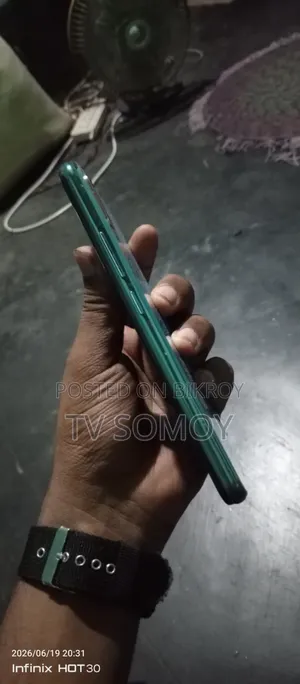 Vivo Y17 64 GB Green