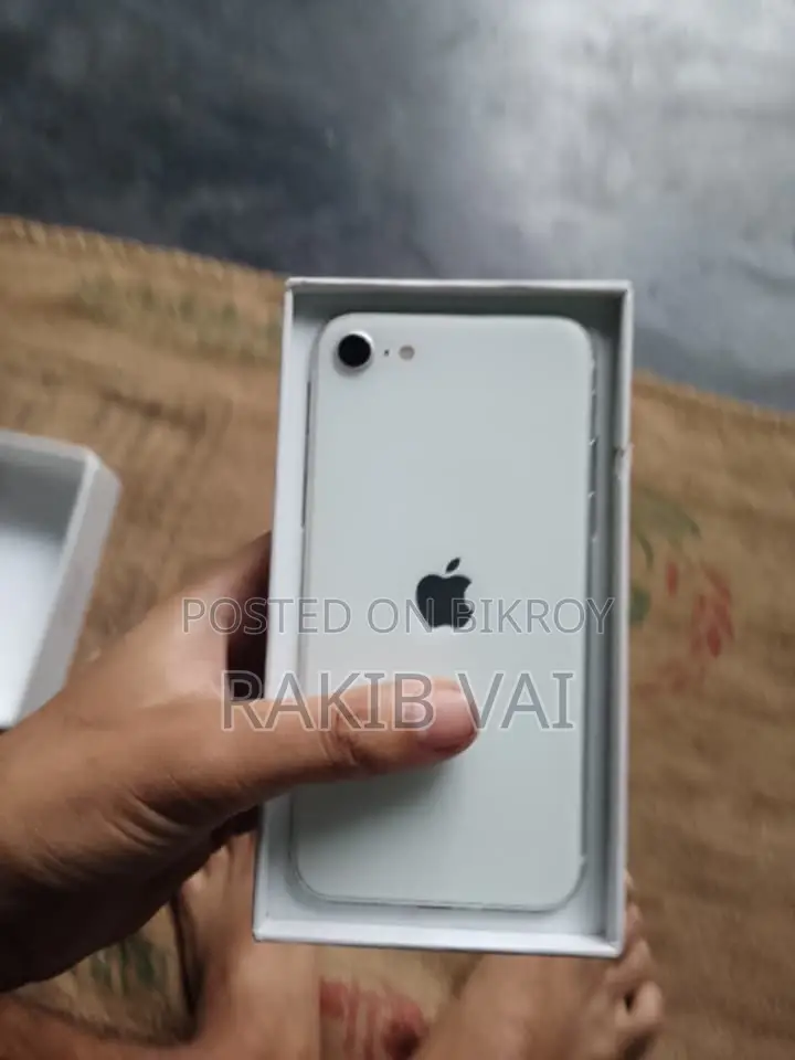 Apple iPhone SE (2020) 64 GB White