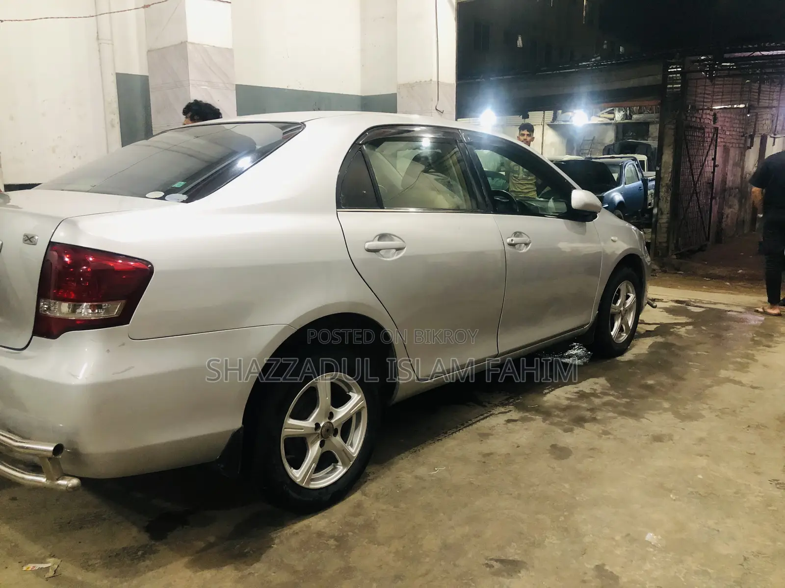 Toyota Axio 2010 Silver