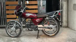 নতুন রানার এফ১০০ - ৬এ ২০২৬ লাল