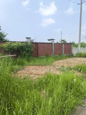 Sector: 9, South Face, Lake View 7.5 Katha Plot Urgent Sale in Purbachal