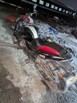 টিভিএস অ্যাপাচি আরটিআর ১৬০ ৪ভি ২০২০ ব্ল্যাক
