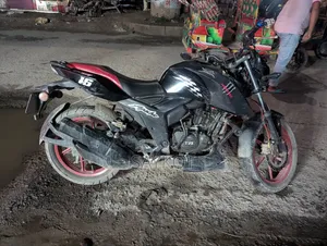 টিভিএস অ্যাপাচি আরটিআর ১৬০ ৪ভি ২০২০ ব্ল্যাক