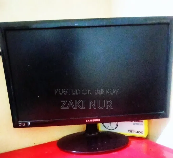 Samsung Monitor