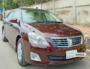 Toyota Premio 2015 Maroon