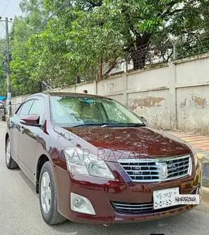 Toyota Premio 2015 Maroon