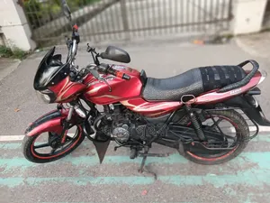 Bajaj Discover 100 2017 Red