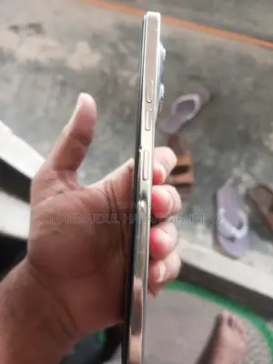 টেকনো স্পার্ক ৩০ প্রো ২৫৬ জিবি লাল