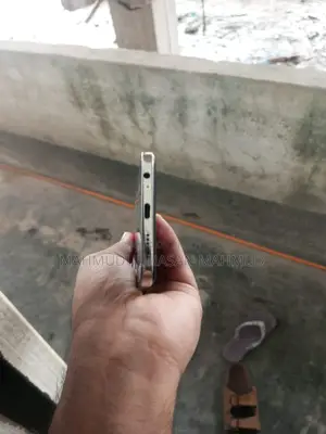 টেকনো স্পার্ক ৩০ প্রো ২৫৬ জিবি লাল