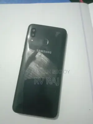 Samsung Galaxy A30 64 GB Black