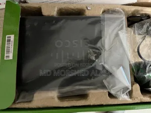 Cisco Sg95d-08 8-Port Gigabit Desktop Switch Box.