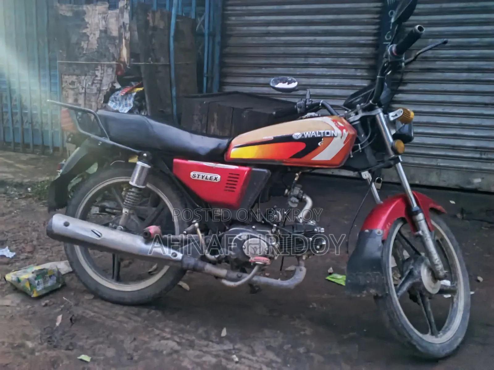 ওয়ালটন ফিউশন ১১০ ২০১৮ কালো