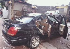 Nissan Sunny 2005 Black