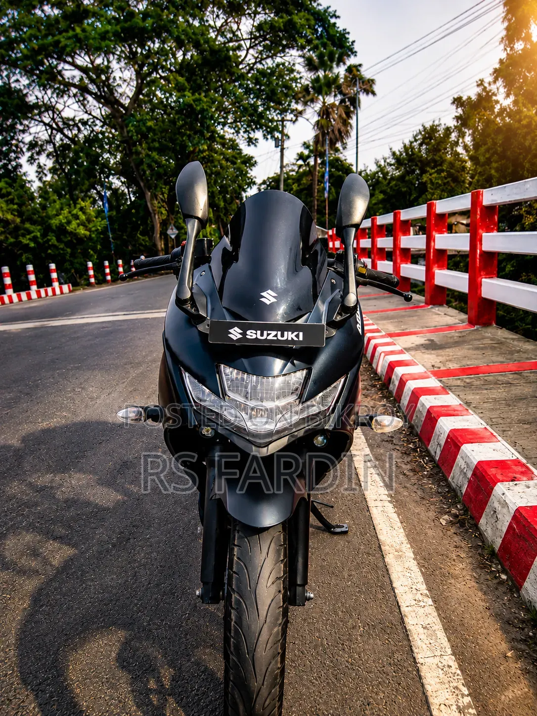 নতুন সুজুকি জিক্সার এফআই এবিএস ২০২৪ নীল