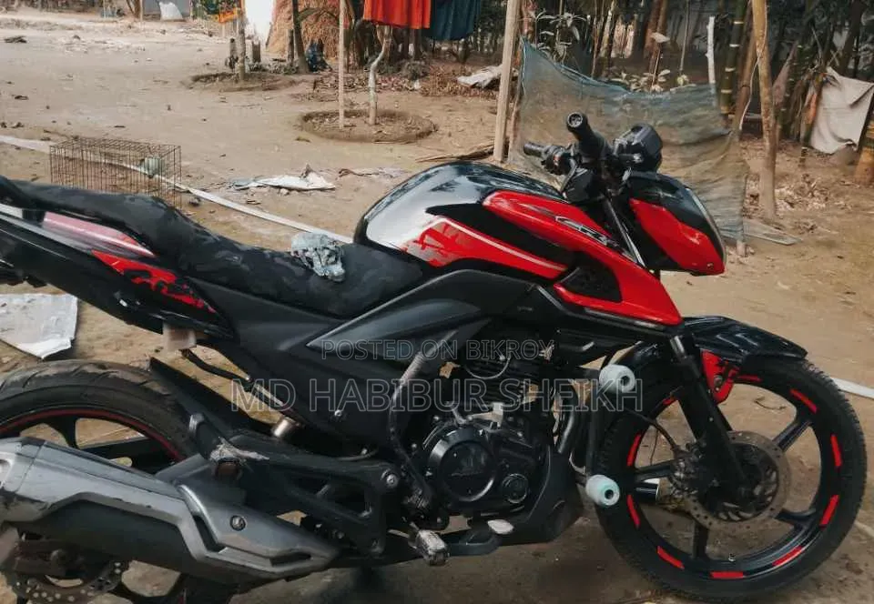 এইচ পাওয়ার ম্যাক্স-জেড ১৫০ ২০২২ লাল
